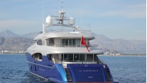 Le Caprice V superyacht - aft view